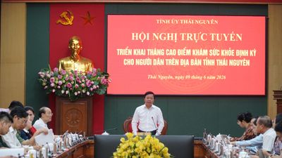 Phấn đấu hoàn thành khám sức khỏe cho người dân trước ngày 30-10
