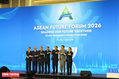 Xây dựng nền kinh tế ASEAN tự cường và liên kết chặt chẽ là yêu cầu chiến lược sống còn