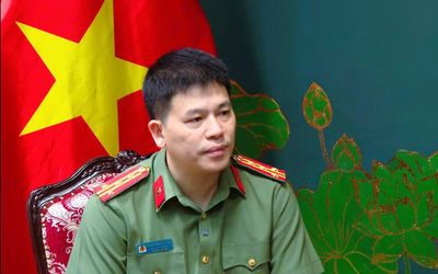 Thi tốt nghiệp THPT 2026: Phổ biến cách phát hiện thiết bị tai nghe, camera siêu nhỏ