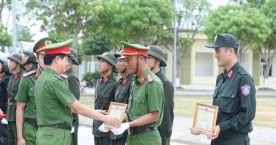 Trung đoàn CSCĐ số 4 tổng kết huấn luyện chiến sỹ mới năm 2026