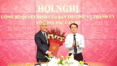 Đồng chí Phạm Quang Hưng giữ chức Phó Chánh Văn phòng Thành ủy Hà Nội