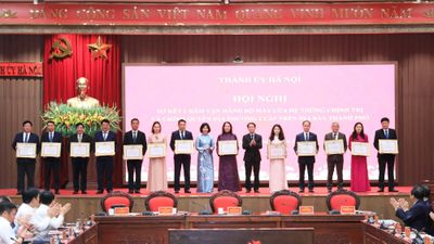 Chính quyền địa phương 2 cấp tại Hà Nội: Quản trị mới, hiệu quả, gần dân, sát dân hơn