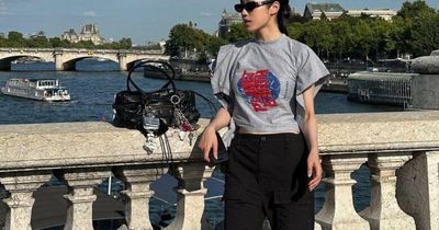 Không cần trùm kín mít, sao Hàn vẫn chống nắng hiệu quả nhờ 4 công thức mặc đồ vừa đẹp vừa mát