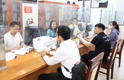 Một năm thực hiện chính quyền địa phương 2 cấp tại Hà Nội: Từ cuộc cách mạng bộ máy đến xây dựng chính quyền gần dân, sát dân, vì dân Bài cuối: Xây dựng bộ máy hành chính tinh gọn, hiện đại, minh bạch