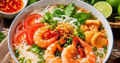 Suýt xoa với cách nấu bún tôm mới hương vị ngọt thanh tự nhiên, không tanh