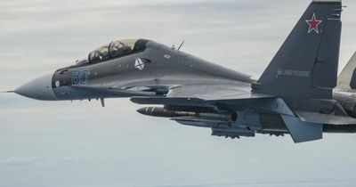 Tiêm kích Su-30SM2 Nga luyện đòn đánh sở chỉ huy và chiến hạm NATO