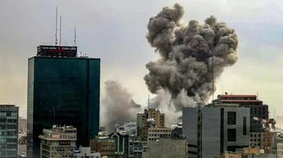 Mỹ tấn công Iran sau vụ Apache bị bắn hạ, Tehran tiếp tục trả đũa