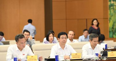 Ủy ban Thường vụ Quốc hội thông qua nghị quyết mới để phù hợp với Luật Phục hồi, phá sản