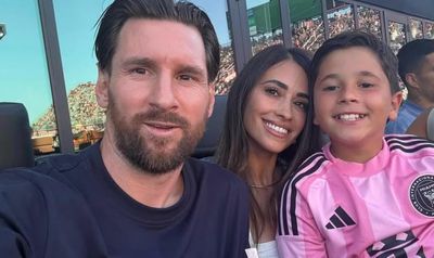 Vẻ gợi cảm của vợ Messi