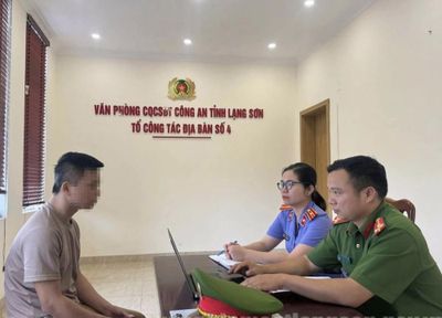 Khởi tố người đi bộ gây tai nạn giao thông
