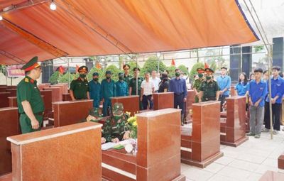 Lấy mẫu ADN, số hóa thông tin hài cốt liệt sĩ tại Nghĩa trang Liệt sĩ xã Mèo Vạc
