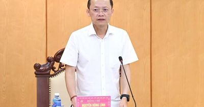 Khẩn trương sắp xếp thôn, tổ dân phố; giải quyết chế độ cho người hoạt động không chuyên trách
