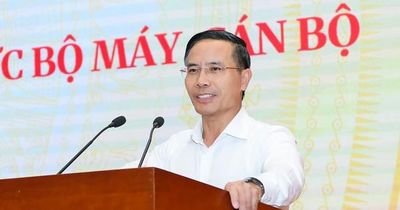 Khẩn trương sắp xếp, kiện toàn tổ chức bộ máy, nhân sự; ban hành danh mục vị trí việc làm