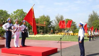 Vùng 4 Hải quân tổ chức tuyên thệ chiến sĩ mới năm 2026