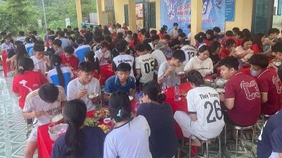 Xã biên giới Nà Hỳ 'tiếp sức' sĩ tử trong mùa thi