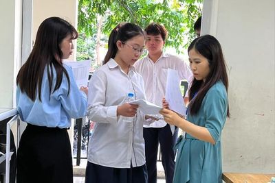 Chiều nay 10-6, làm thủ tục thi tốt nghiệp THPT, các thí sinh cần lưu ý những gì?