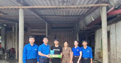 Tiếp sức sĩ tử khó khăn trước ngày vượt vũ môn