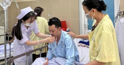 Người đàn ông thoát cửa tử sau cú sét đánh