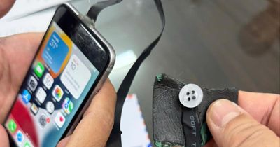 Phát hiện thí sinh sử dụng camera cúc áo, tai nghe siêu nhỏ để gian lận thi sát hạch lái xe