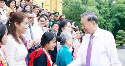 Tổng Bí thư, Chủ tịch nước: Không bao giờ được xem nhẹ nền tảng văn hóa, đạo đức, con người và niềm tin xã hội