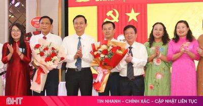 Ông Nguyễn Tùng Lĩnh được bầu giữ chức Chủ tịch Hội Liên hiệp VHNT Hà Tĩnh