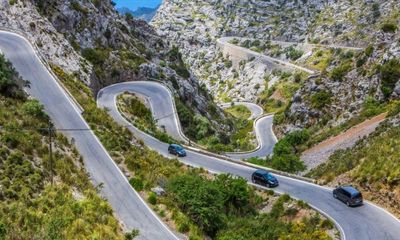 Cao điểm du lịch Hè: 'Đổi gió' với những cung đường 'road trip'