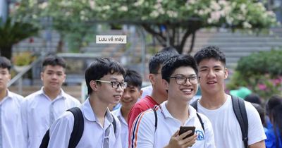 Sẵn sàng cho kỳ thi Tốt nghiệp Trung học phổ thông quốc gia đông kỷ lục