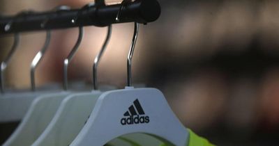 World Cup: Cuộc cạnh tranh quyết liệt giữa các tập đoàn sản xuất đồ thể thao
