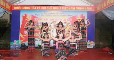 Hỗ trợ gỡ khó, nâng cao hiệu quả phục vụ nhân dân