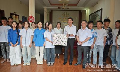Đồng chí Bí thư Tỉnh ủy kiểm tra công tác chuẩn bị Kỳ thi tốt nghiệp THPT năm 2026