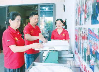 Người 'tiếp lửa' cho những bữa cơm 0 đồng