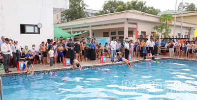 Khai mạc Giải bơi 'Đường đua xanh' thiếu niên, nhi đồng tỉnh Phú Thọ năm 2026