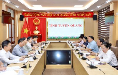 Chủ tịch UBND tỉnh Phan Huy Ngọc làm việc với Công ty cổ phần Nam Cường Hà Giang
