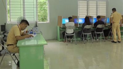 Bộ Công an đề xuất tăng câu hỏi lý thuyết sát hạch lái xe