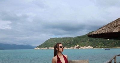 Huyền Lizzie khoe vóc dáng cùng bikini nóng bỏng, chứng minh đẳng cấp 'mỹ nhân VFC': U40 vẫn chưa thôi quyến rũ