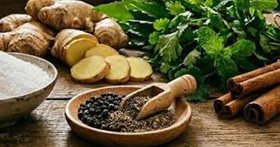 Bí mật trong căn bếp: Nêm gia vị sớm hay muộn mới giữ được dinh dưỡng?