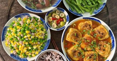 Dân mạng rần rần 'xin vía' mâm cơm 'thi đâu đậu đó' mẹ nấu cho con