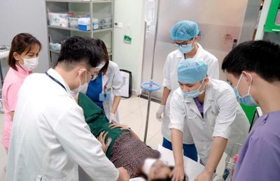 Cơn đau ngực cuối thai kỳ hé lộ nhồi máu cơ tim suýt cướp sinh mạng hai mẹ con