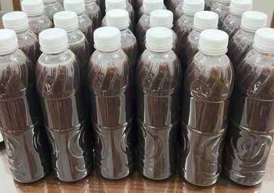 Nhiều người uống nước rau má, đậu đen cả ngày để giải nhiệt, chuyên gia cảnh báo