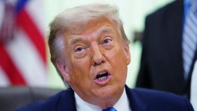 Tổng thống Trump: Mỹ đã 'bí mật' hộ tống hơn 200 tàu qua eo biển Hormuz