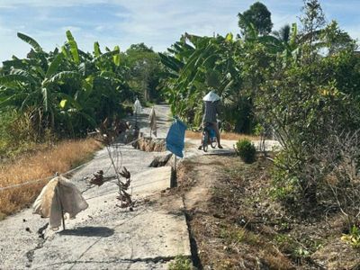 Sạt lở 40m đường bờ kênh ở Tây Ninh, ảnh hưởng hơn 200 hộ dân