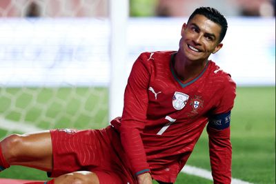 Pha bỏ lỡ khó tin của Ronaldo