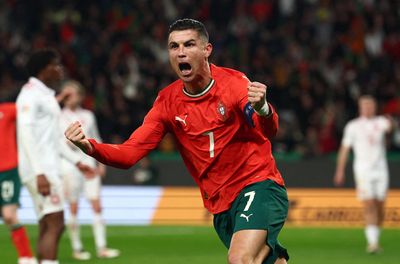 Bồ Đào Nha đối mặt nghịch lý mang tên Ronaldo
