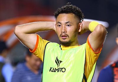 Bi kịch của Việt kiều đá 5 đội V.League trong 4 năm