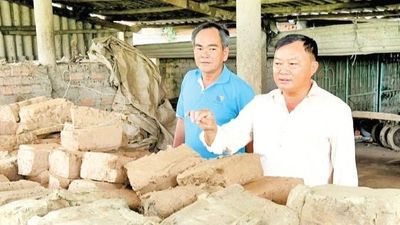 Thiếu nguyên liệu, nhiều lò gốm ở Vĩnh Long gián đoạn sản xuất