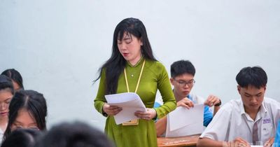 [Ảnh] Thí sinh Thành phố Hồ Chí Minh bước vào môn thi đầu tiên của kỳ thi tốt nghiệp trung học phổ thông 2026