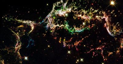 Chiêm ngưỡng dung nhan siêu tân tinh 'quái vật xanh' Cassiopeia A