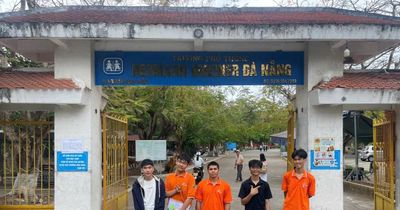 Từ nỗi đau Covid-19 đến phòng thi, học sinh Hy Vọng viết tiếp ước mơ