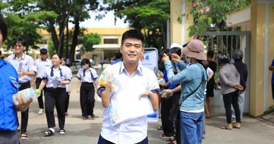 Thông điệp truyền cảm hứng từ sĩ tử khuyết tật tại Tây Ninh