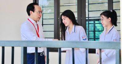 Bộ trưởng Bộ GD&ĐT Hoàng Minh Sơn: Không để thí sinh mất quyền lợi trong bất kỳ tình huống nào